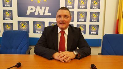 Activitate ZERO pentru fostul consilier municipal al PNL Arad Adrian Barbeş Activitate ZERO pentru fostul consilier municipal al PNL Arad Adrian Barbeş