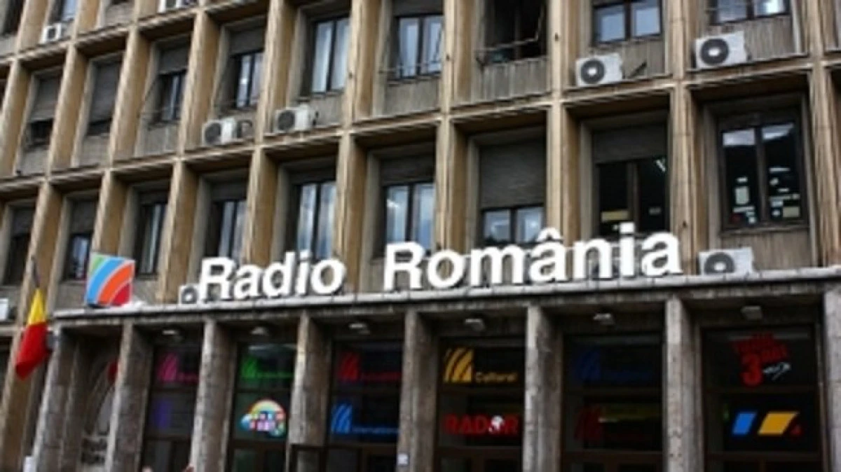 1 noiembrie - Ziua radioului național