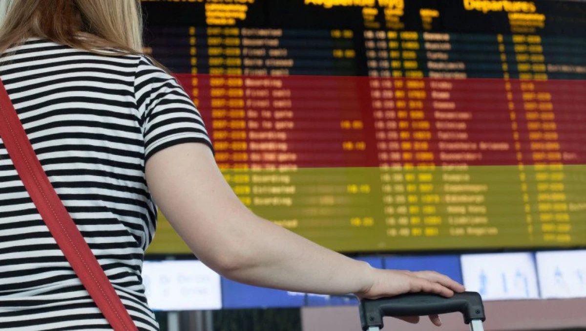 11 aeroporturi germane, paralizate luni de o grevă de 24 de ore