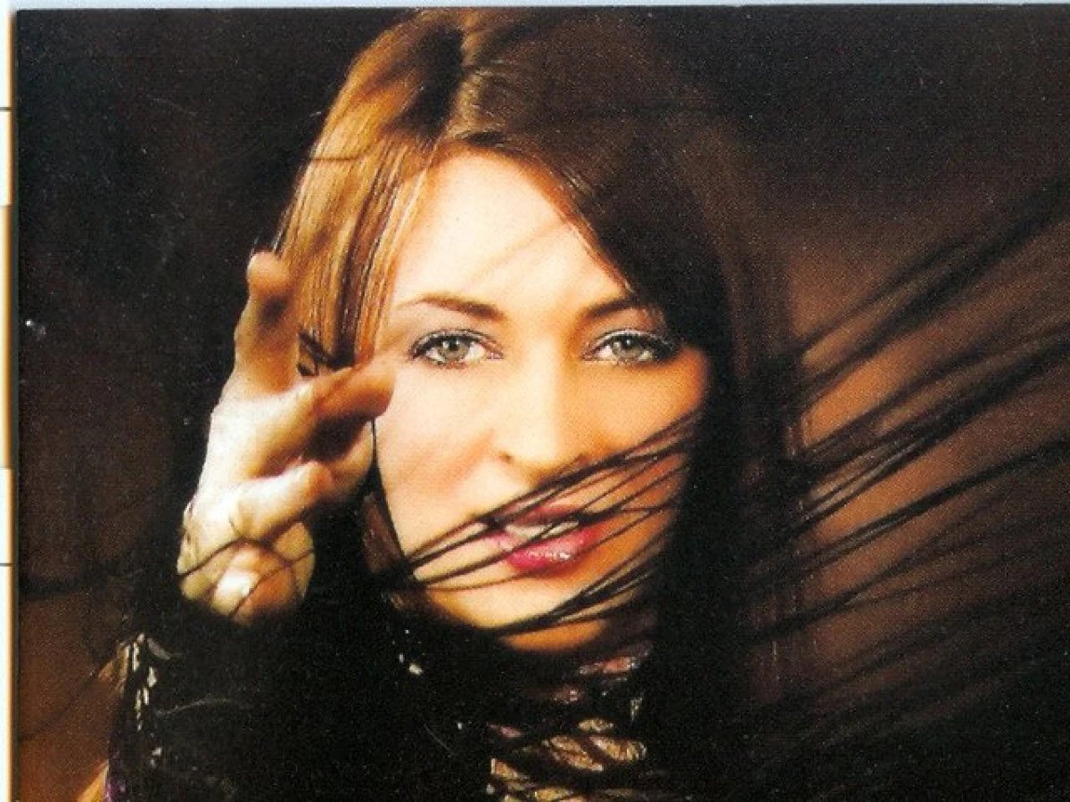 11 ani fără Laura Stoica, un actor și un artist prea grăbit