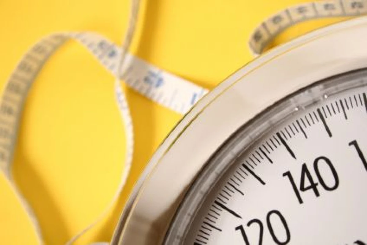 13% DIN POPULAȚIA MONDIALĂ SUFERĂ DE OBEZITATE