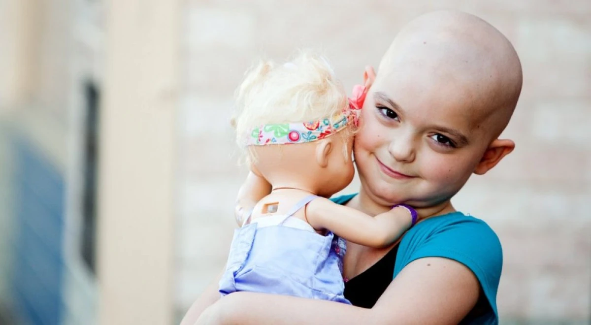 15 februarie - Ziua internațională a copilului bolnav de cancer