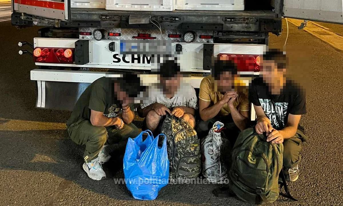 16 refugiați au vrut să treacă frontiera, ilegal, în Ungaria. 12 s-au ascuns în portbagajele unor autoturisme