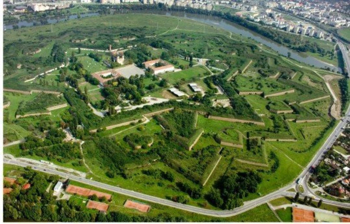 18 aprilie - Ziua internaţională a monumentelor şi a siturilor