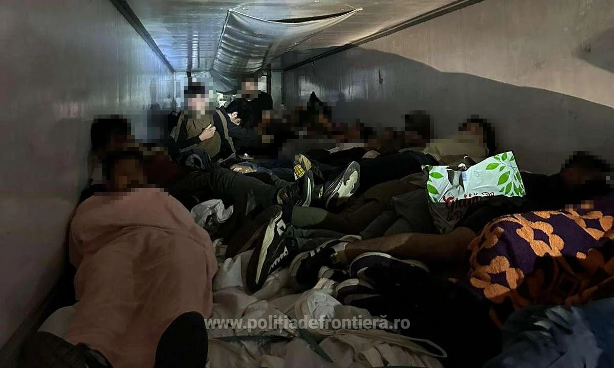 18 refugiați, depistați în timp ce intenţionau să iasă ilegal din ţară, prin Nădlac