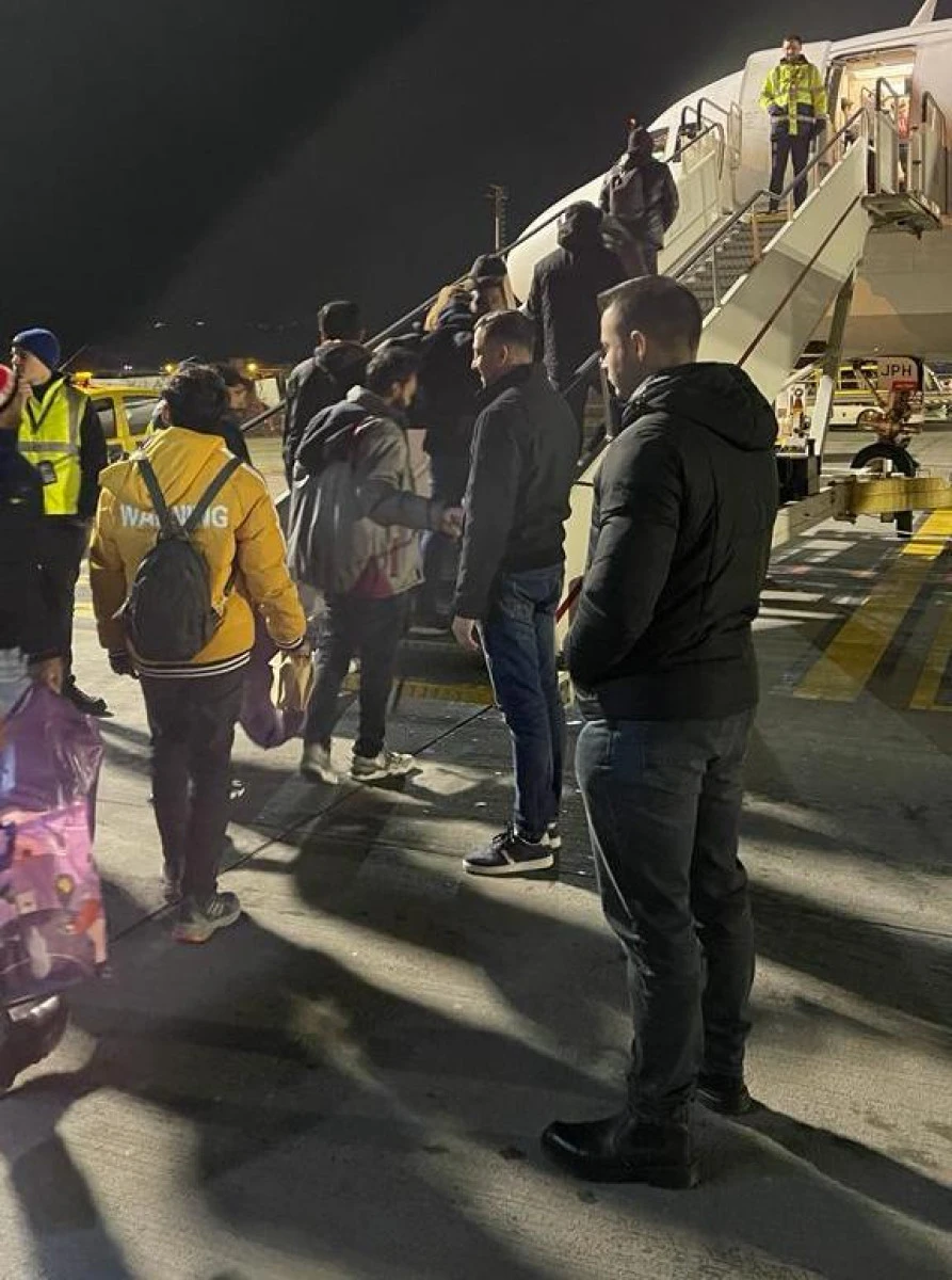 20 de refugiați de la centrul din Horia au fost expulzați din România