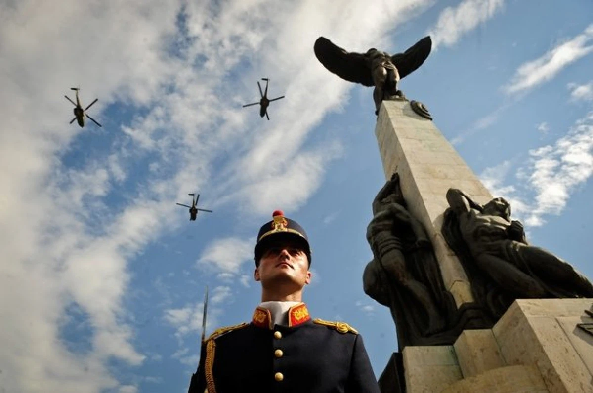 20 iulie - Ziua Aviației Române și a Forțelor Aeriene