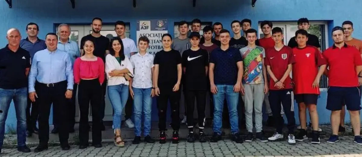22 de noi arbitri pentru fotbalul județean: primele delegări, la copii și juniori