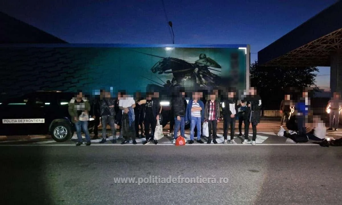 23 de cetățeni străini au fost descoperiți într-un automarfar, la Nădlac