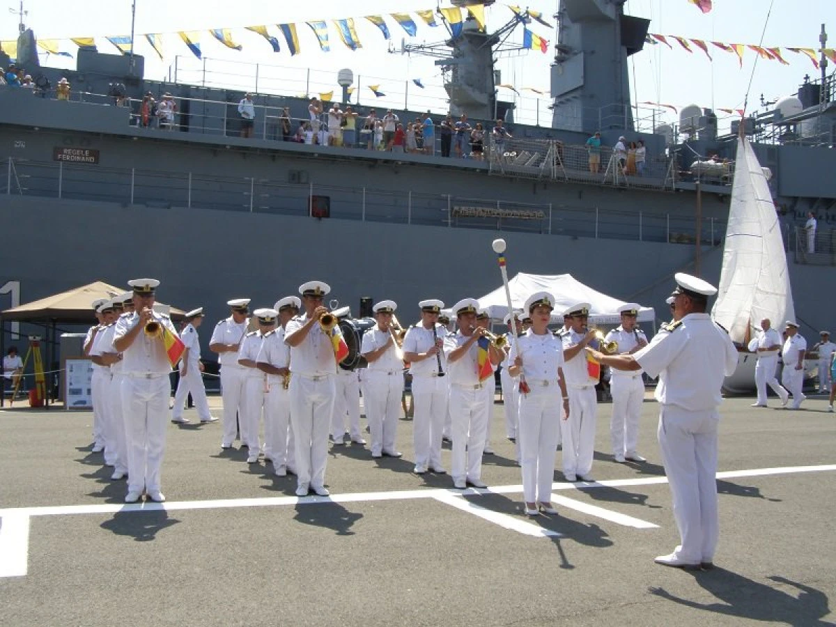 23 februarie - Ziua  hidrografului militar