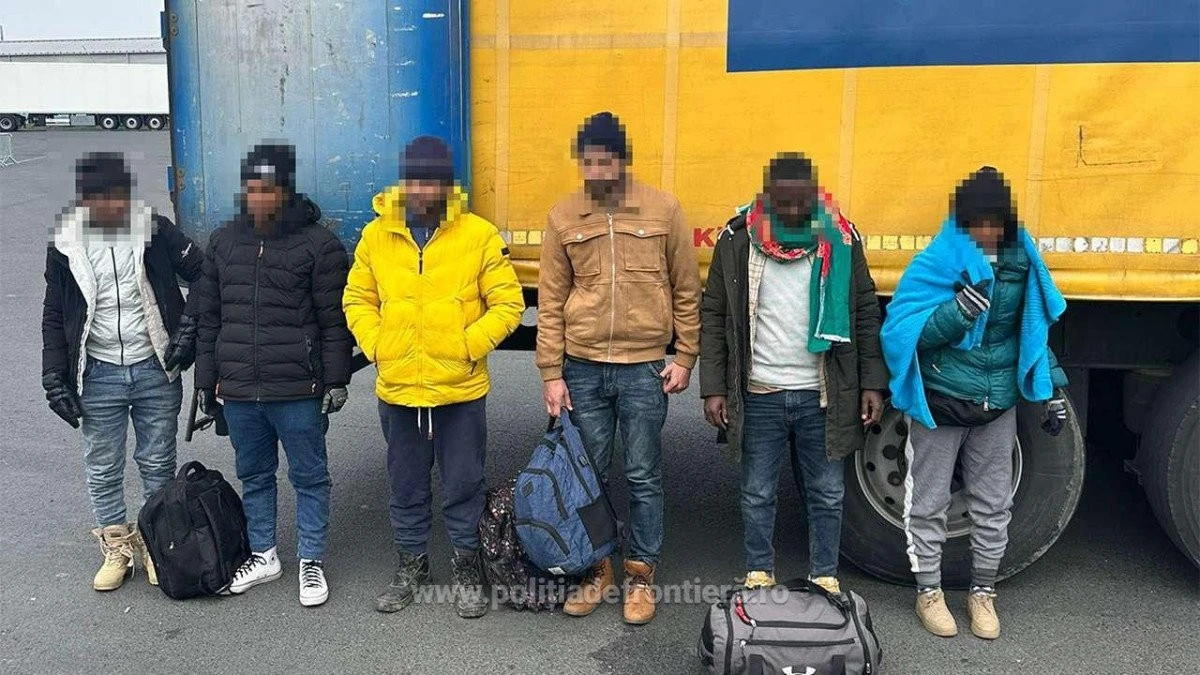 24 de cetăţeni străini, depistați ascunși în două TIR-uri la Nădlac II