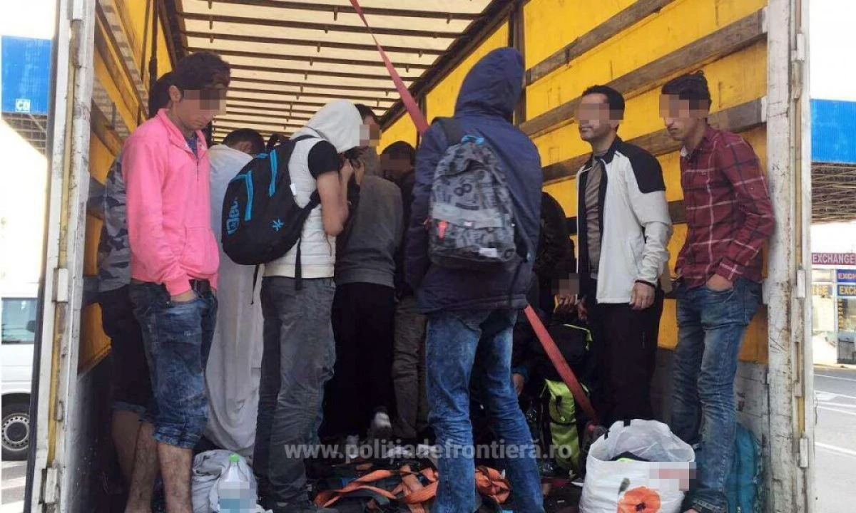 24 de migranţi sirieni si irakieni, prinși în Vama Nădlac