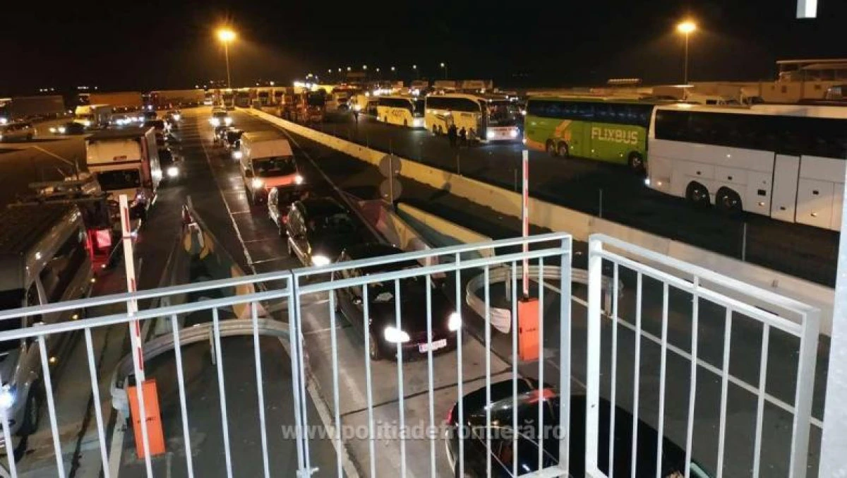 250.000 de români s-au întors în țară în martie. 50.000 au venit din Italia