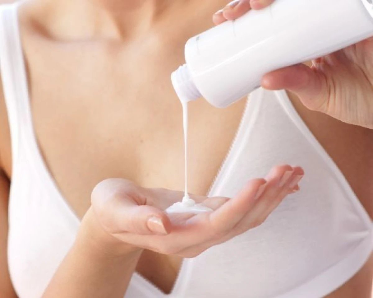 3 INGREDIENTE PERICULOASE IN CREME DE CARE SA TE FERESTI