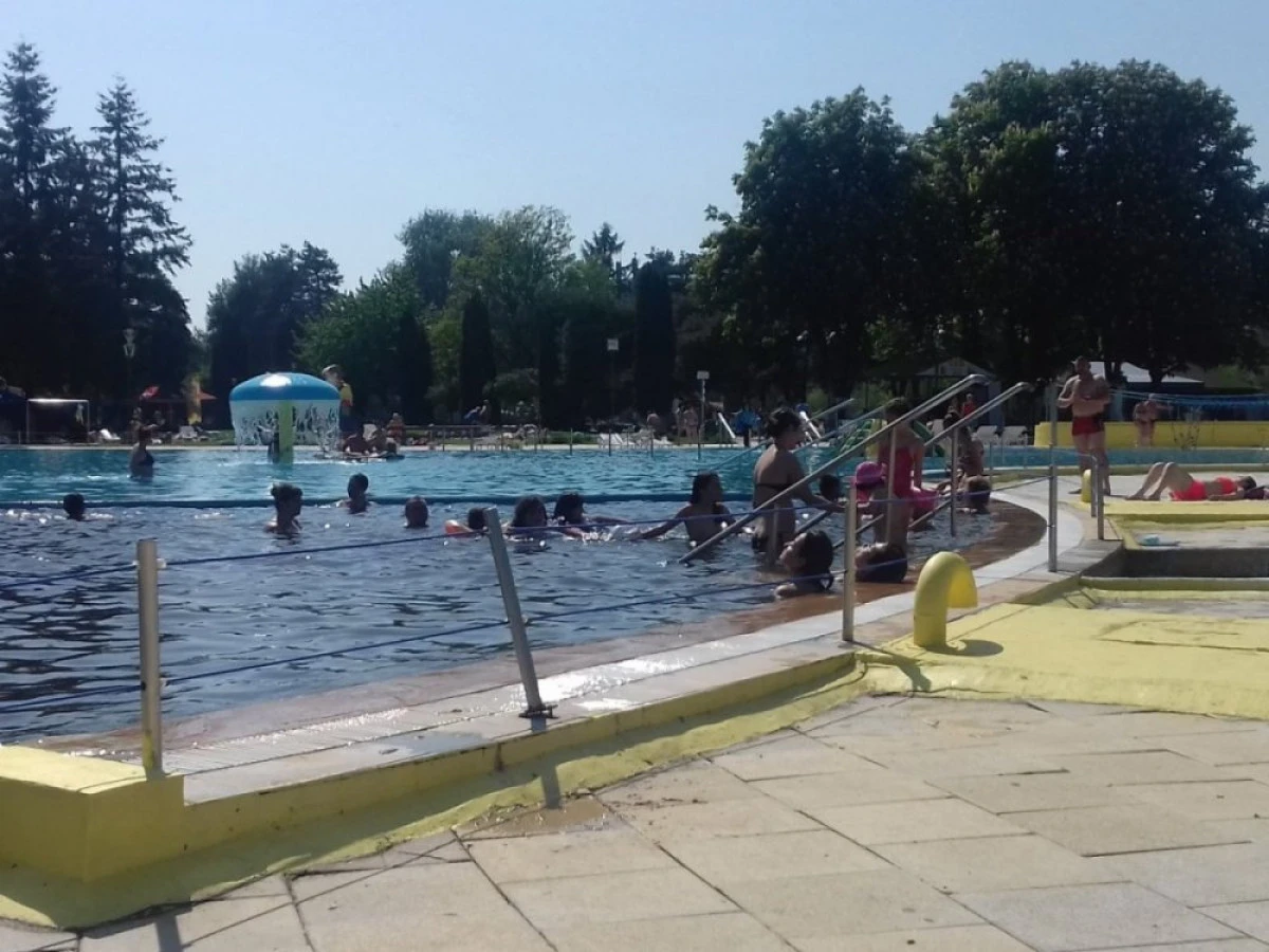 3000 de arădeni au ales ștrandul Neptun, în minivacanța de 1 mai