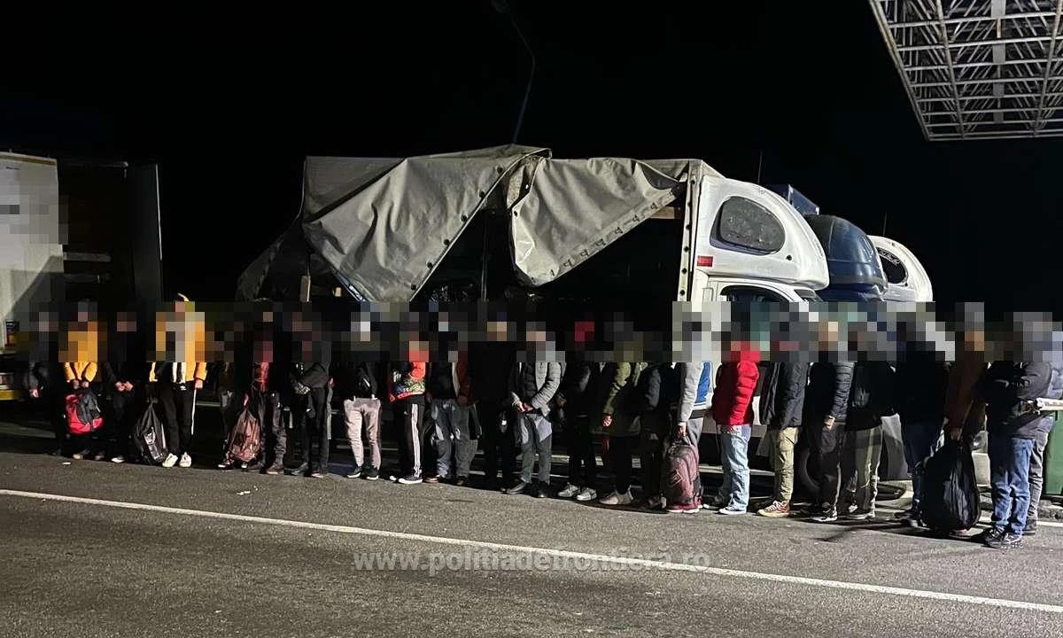 34 de cetăţeni străini, depistați ascunși în mijloace de transport la Nădlac II
