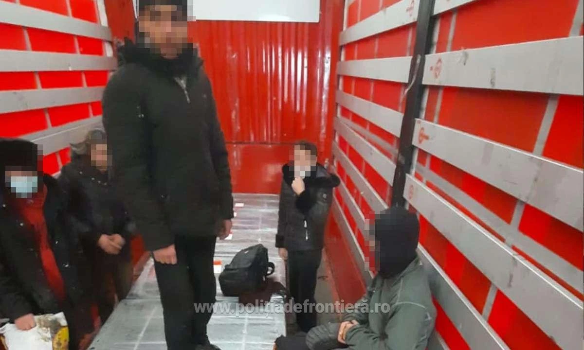 42 de cetăţeni din Afganistan şi Pakistan, depistați de poliţiştii de frontieră Nădlac şi Vărşand