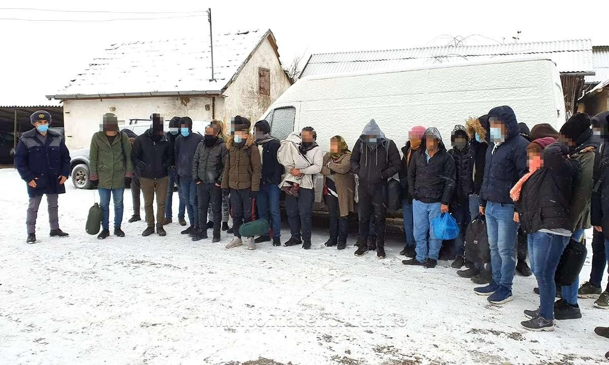 42 de cetăţeni străini din Palestina, Siria şi Afganistan au încercat să treacă ilegal frontiera în Ungaria