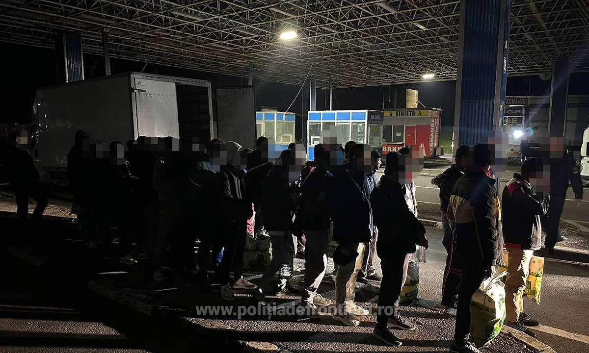 46 de cetăţeni străini, depistați în tentativă de trecere ilegală în Ungaria