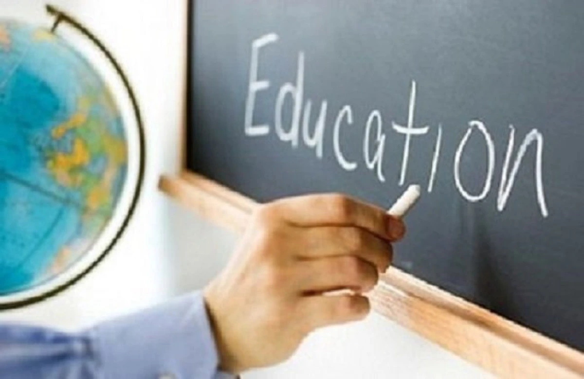 47 de candidați arădeni au promovat evaluarea pentru Corpul Național al Experților în Management Educațional