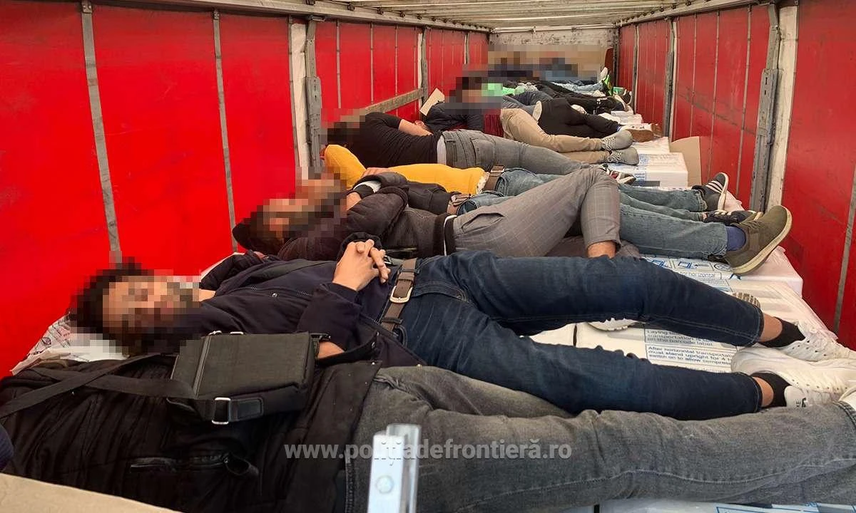 58 de migranți ascunși în TIR-uri, depistați în ultimele 24 de ore, la frontiera cu Ungaria