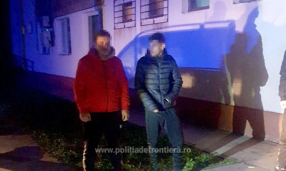 69 de cetățeni străini, ascunşi în TIR-uri şi autoturisme, depistați la Nădlac și Turnu
