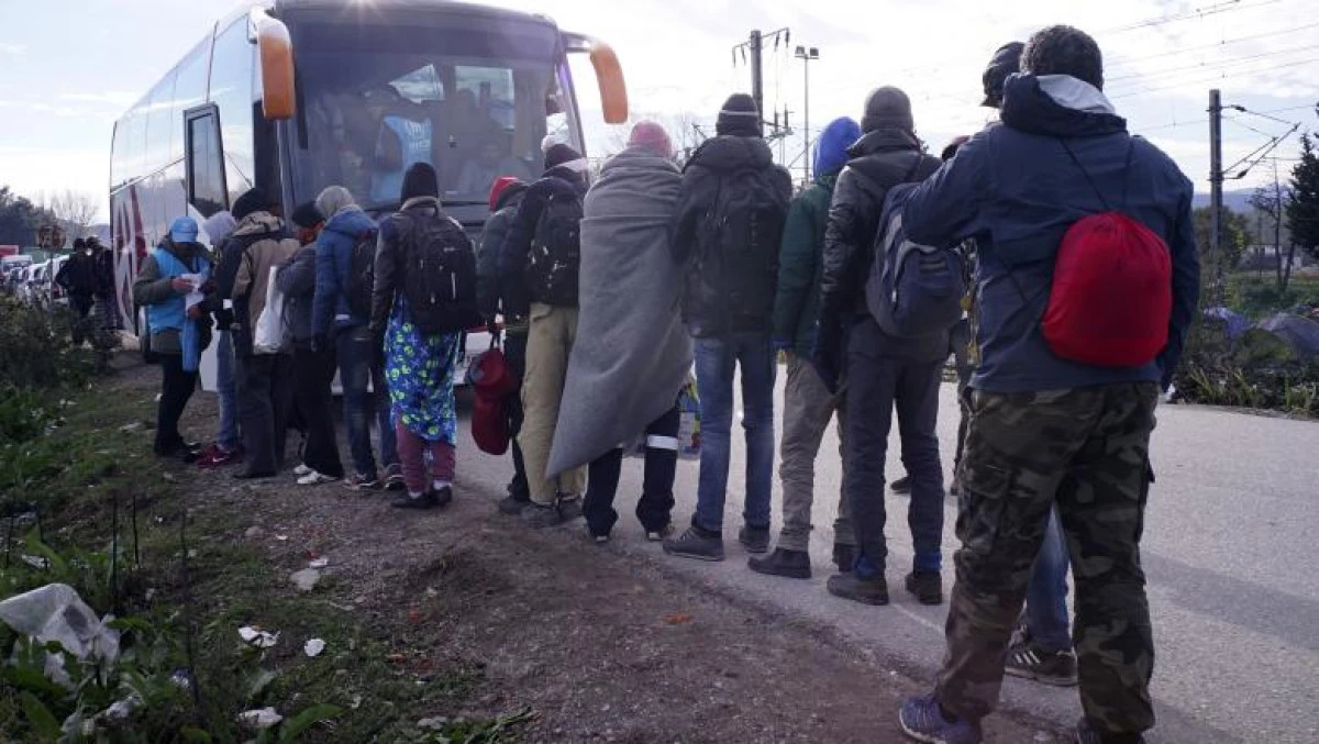 72 de refugiaţi din Libia, evacuați de urgență de ONU către România