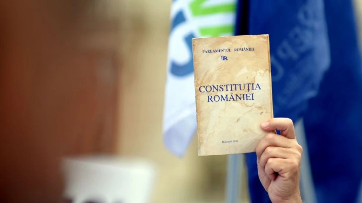 8 decembrie - Ziua Constituției României