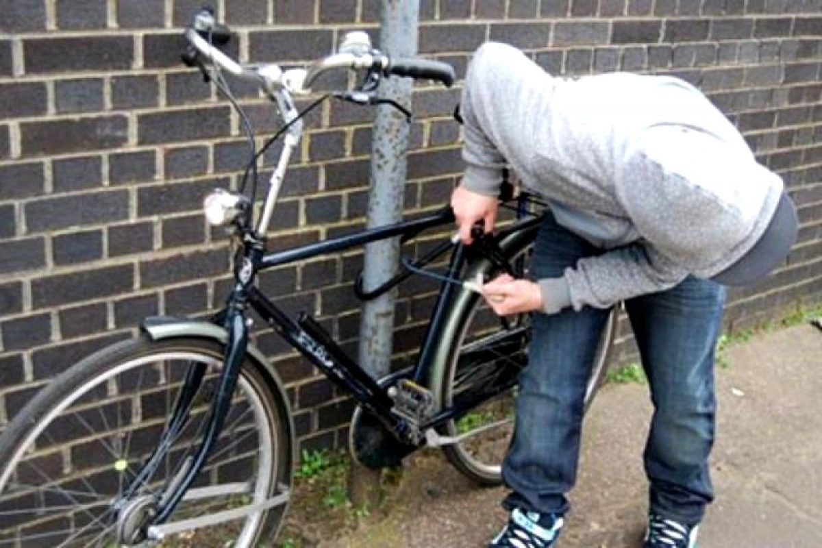 A furat o bicicletă din zona Gării din Vladimirescu