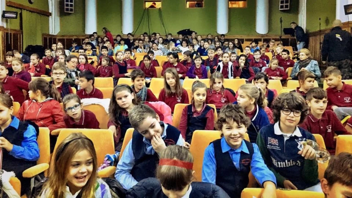 A ÎNCEPUT A TREIA EDIŢIE A FESTIVALULUI DE FILM fARAD. VEZI PROGRAMUL DE VINERI