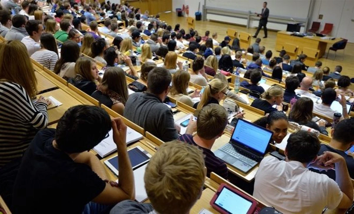 A ÎNCEPUT ANUL UNIVERSITAR 2016-2017