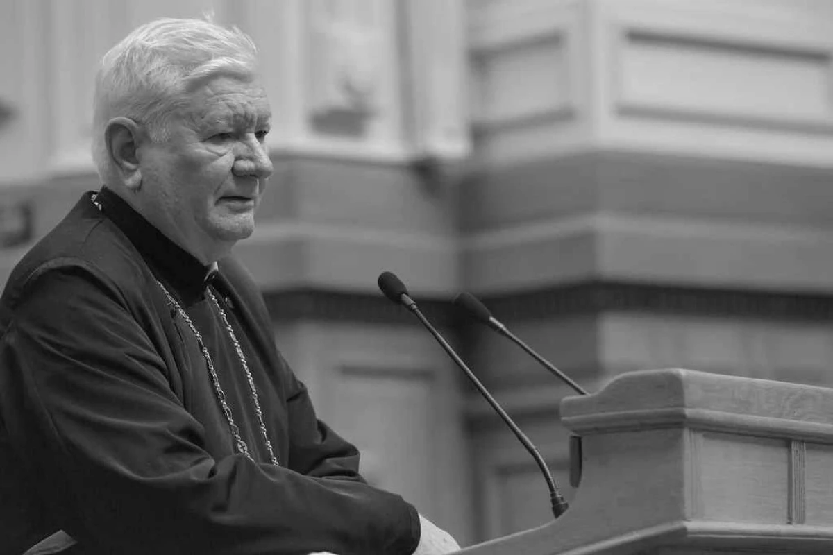A murit academicianul Mircea Păcurariu, cel mai mare istoric al Bisericii Ortodoxe Române