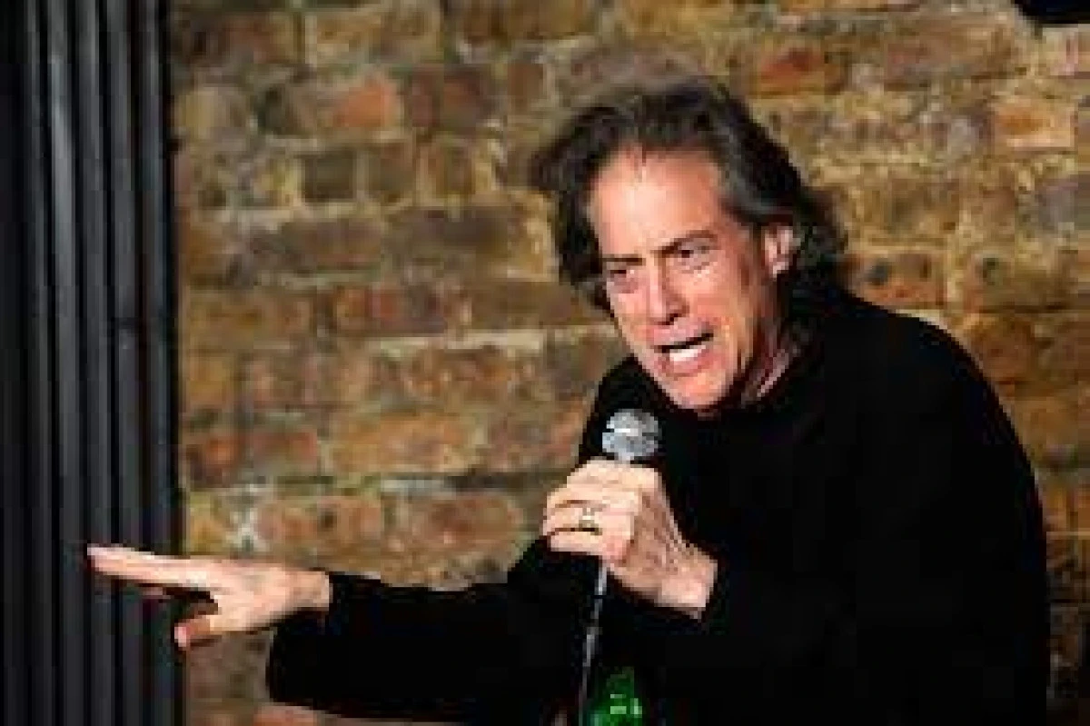 A murit Richard Lewis. Actorul din serialul Curb Your Enthusiasm avea 76 de ani