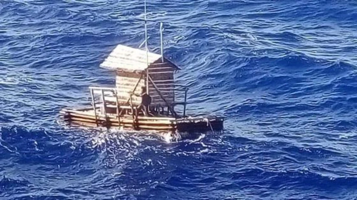 A supraviețuit pe mare timp de 49 de zile, fără niciun fel de pregătire