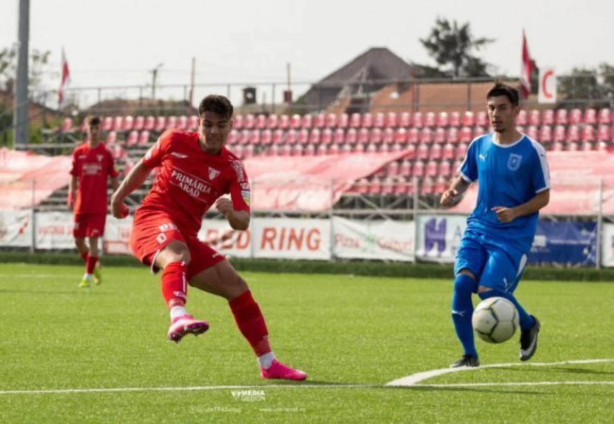 Academia UTA - una caldă, alta rece, în Liga Elitelor la fotbal