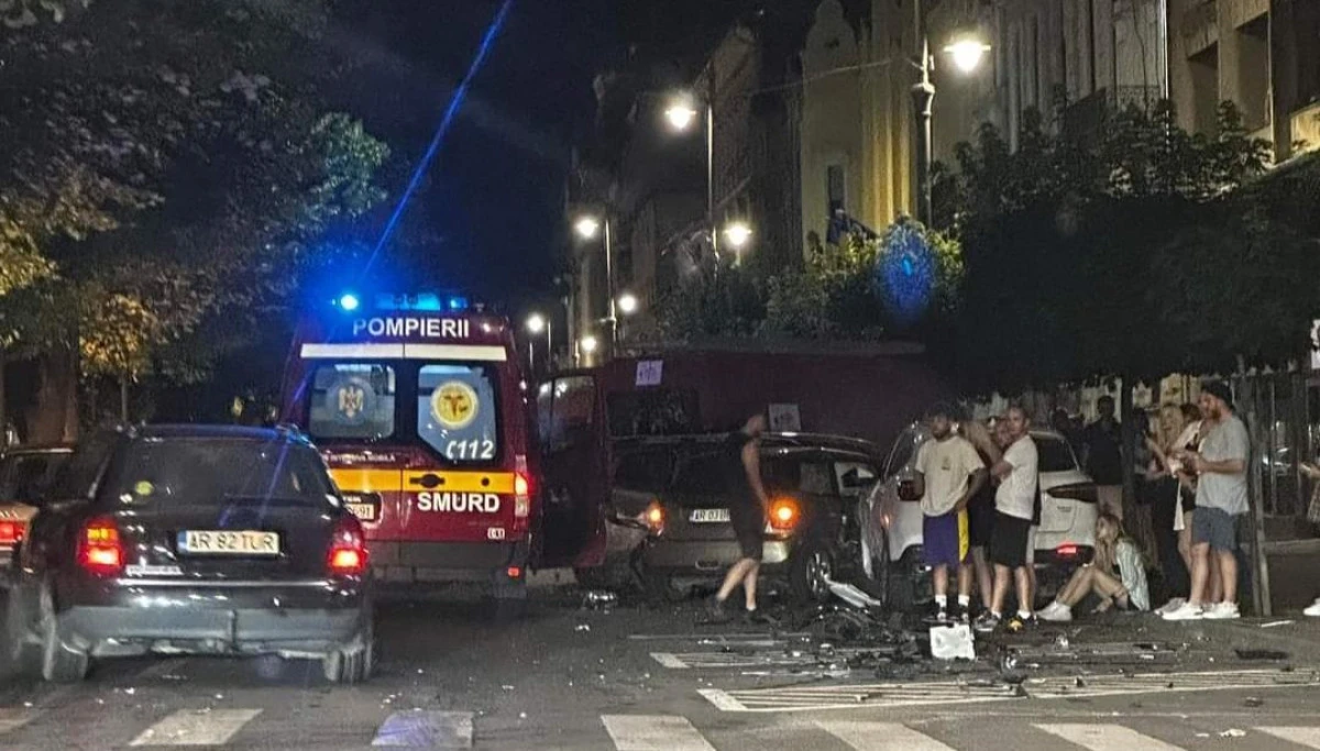 Accident grav în centrul Aradului. Patru persoane au ajuns în spital