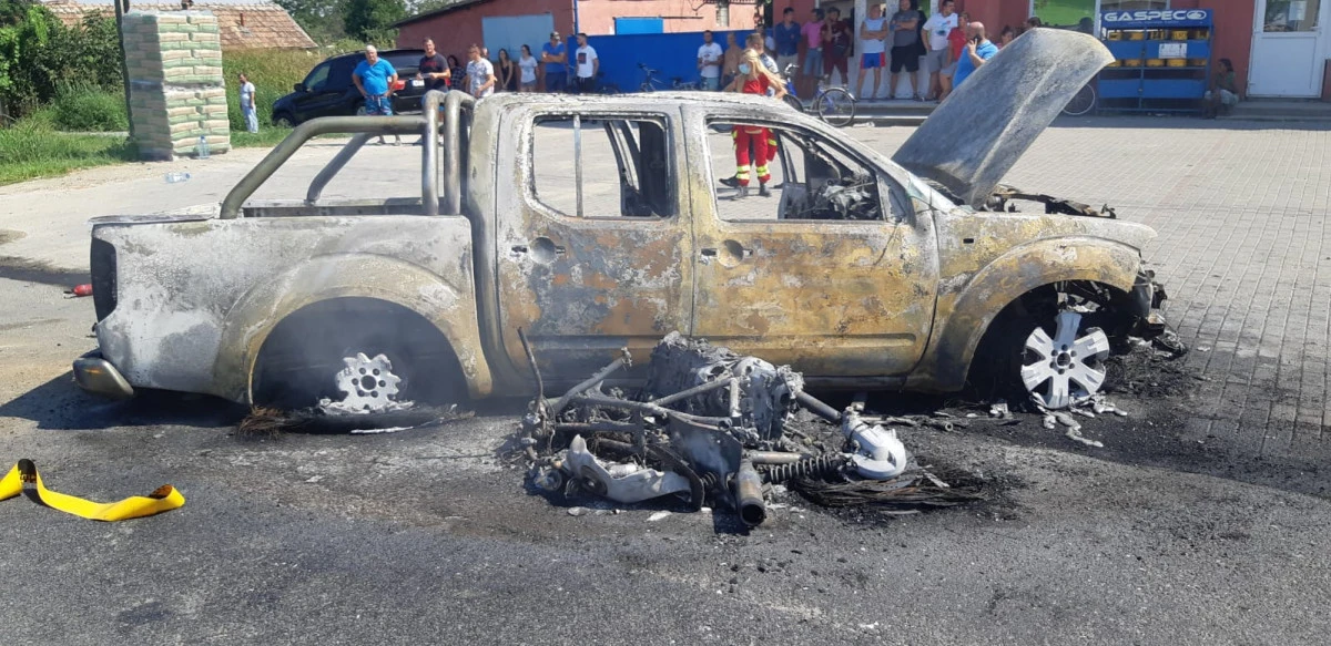 Accident grav la Felnac! Un bărbat a decedat, iar motocicleta și autoturismul implicate în accident s-au făcut scrum