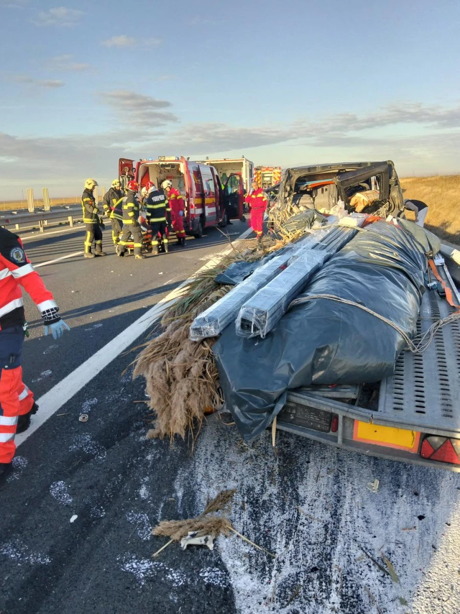 Accident grav pe autostrada Arad-Nădlac. Cinci persoane au ajuns la spital