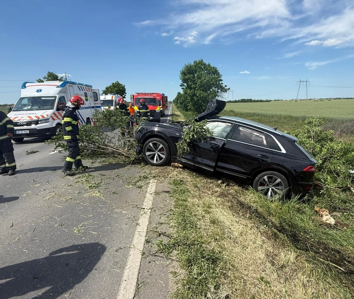 Accident grav pe centura Aradului. O persoană a ajuns la spital