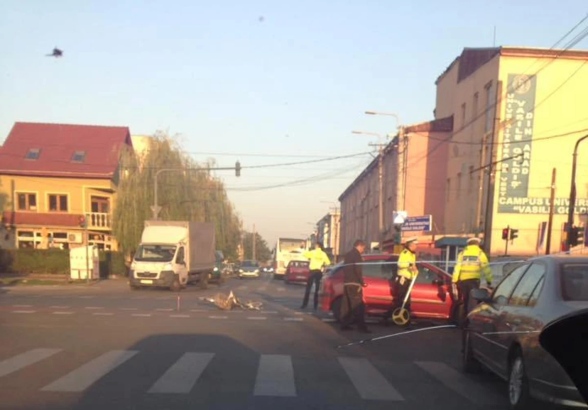 Accident în Confecţii. Un biciclist a fost grav lovit