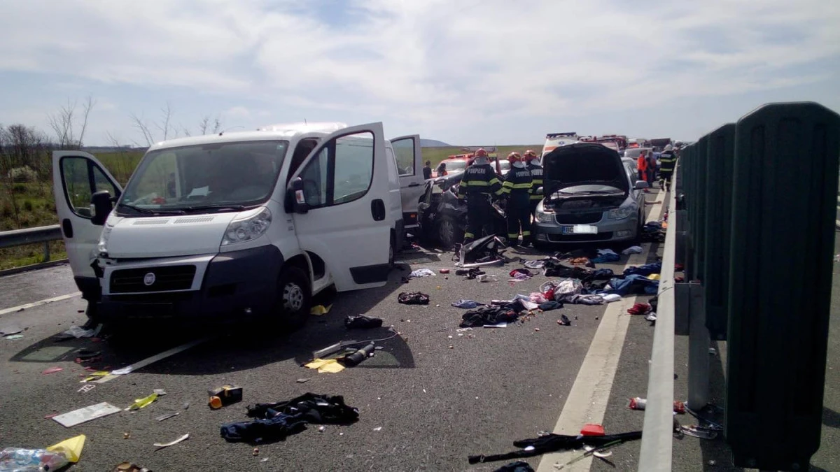Accident în lanț pe A1 - Deva - Nădlac, cu doi morți și mai mulți răniți grav