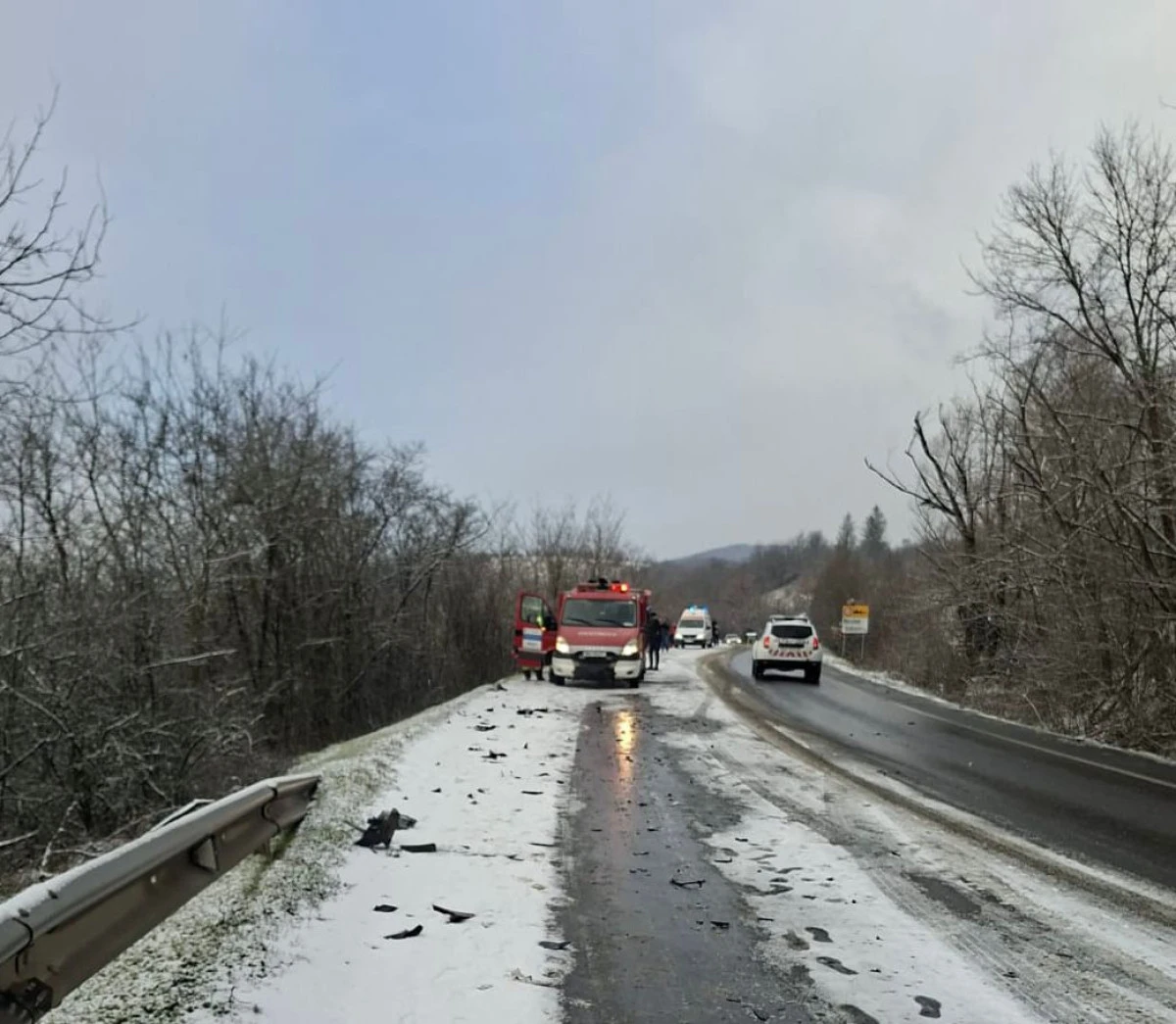 Accident rutier pe DN 7, în localitatea Nicolae Bălcescu. Două persoane au fost rănite