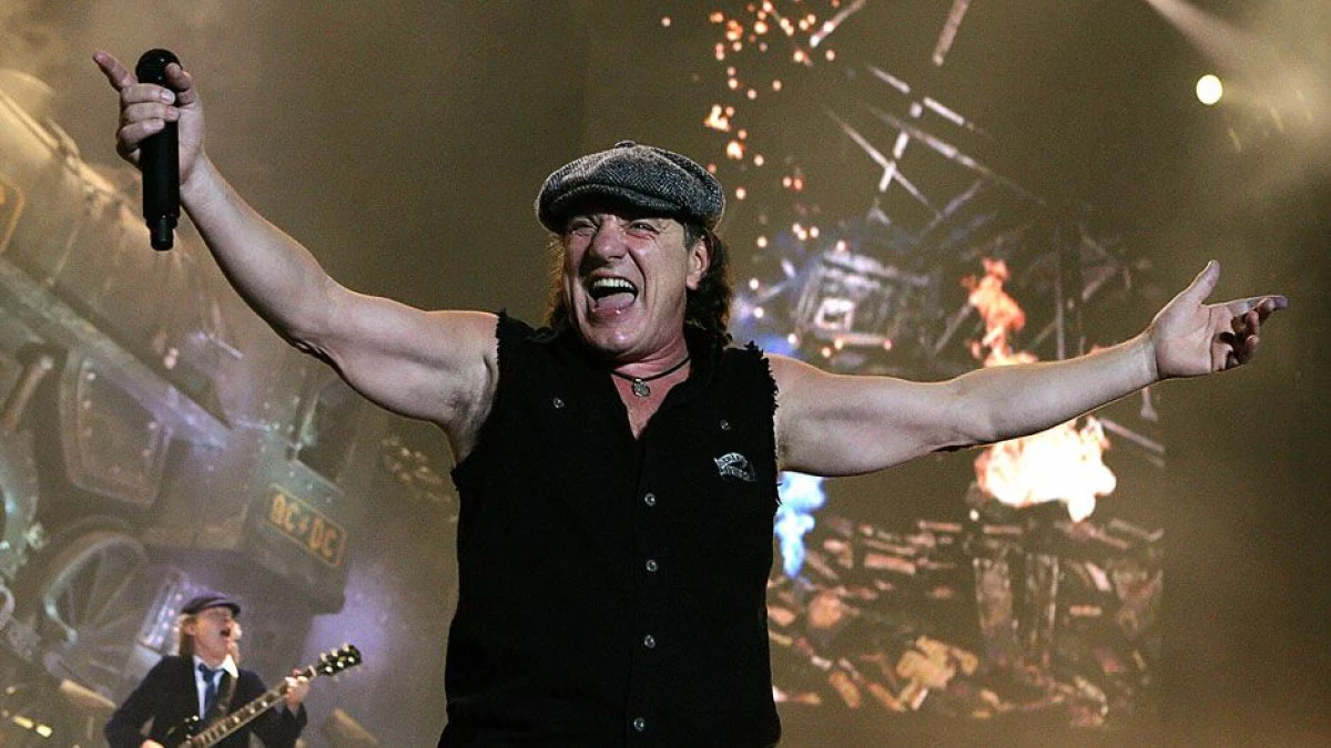 AC/DC SI-A AMANAT CONCERTELE DIN SUA. SOLISTUL TRUPEI RISCA SA ISI PIARDA AUZUL