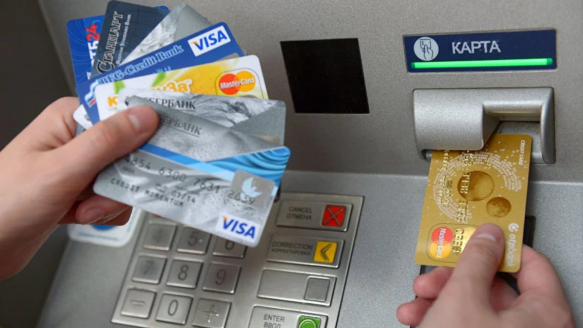Acord istoric între Visa şi Mastercard pentru reducerea comisioanelor. Noile tarife stabilite