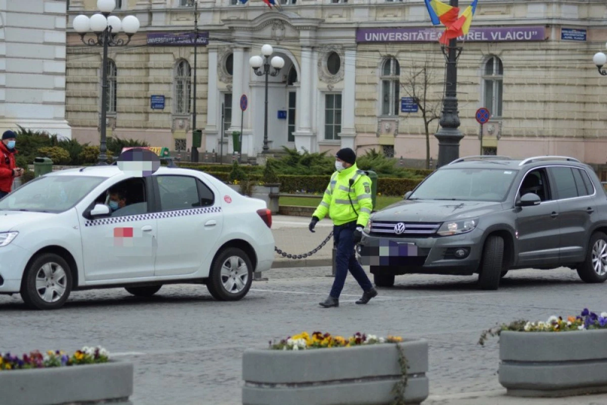 Acțiune de amploare a Poliției Municipiului Arad. Au fost legitimate 302 persoane și verificate 234 de autovehicule