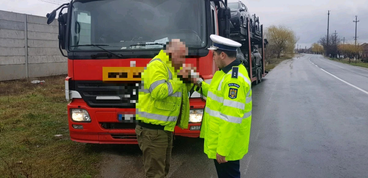 Acțiune de amploare a polițiștilor rutieri arădeni. Peste 370 de șoferi, bicicliști și pietoni au fost amendați