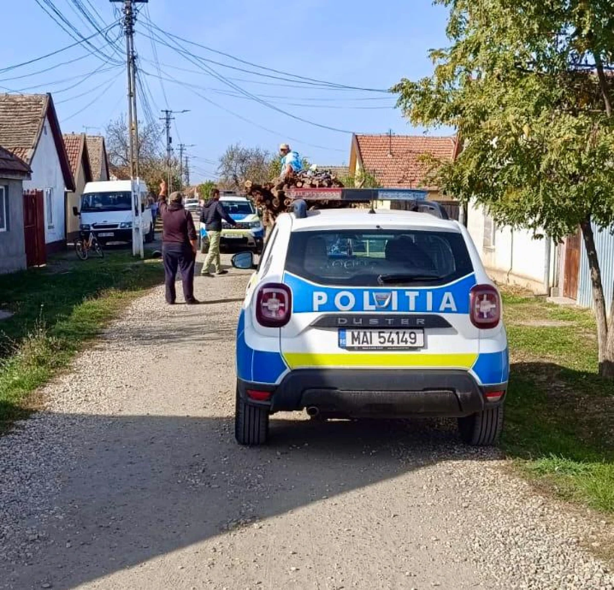 Acțiune de amploare în Pecica. 14 persoane au fost duse la sediul poliției