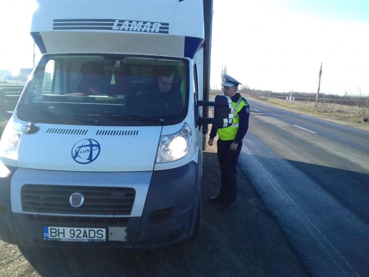 Acțiune de amploare pe drumul Arad-Curtici. Polițiștii au dat peste 160 de sancțiuni