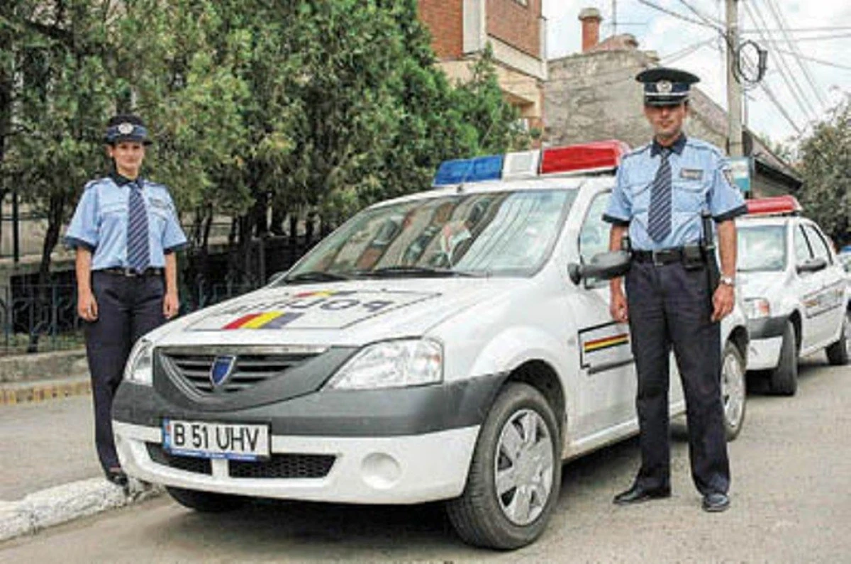 ACTIUNI ALE POLITISTILOR ARADENI PENTRU PREVENIREA ACCIDENTELOR DE CIRCULATIE