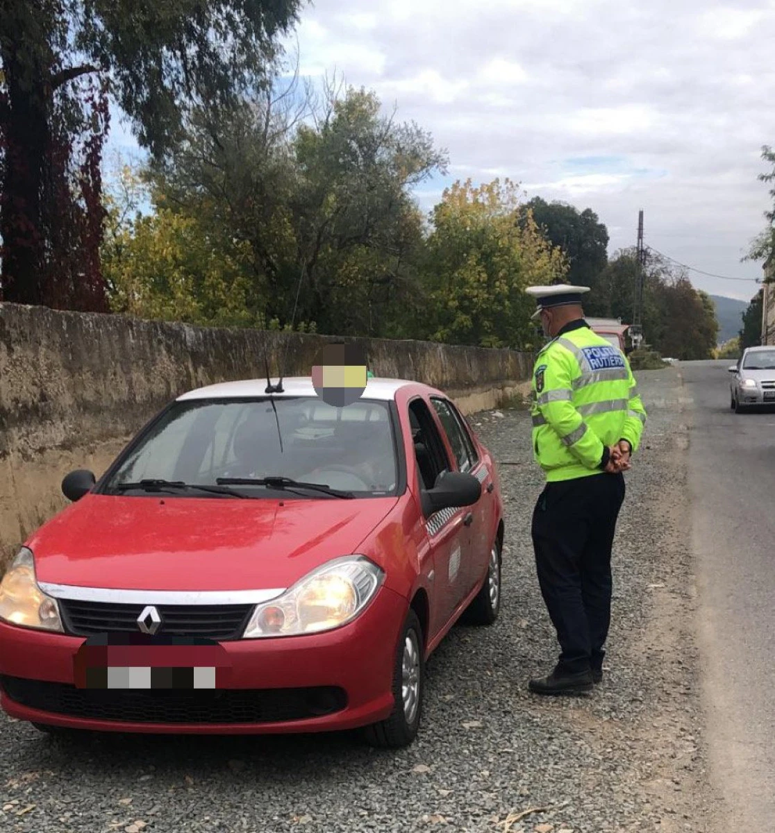 Acțiuni fulger ale polițiștilor în aproape toate orașele din județ